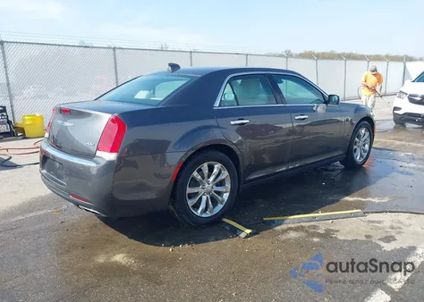 2018 Chrysler 300 Limited Awd из США, поврежденный, VIN 2C3CCAKG4JH304518